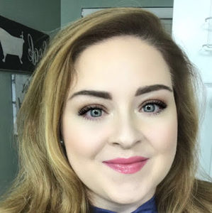 Meet your Posher, Carrie